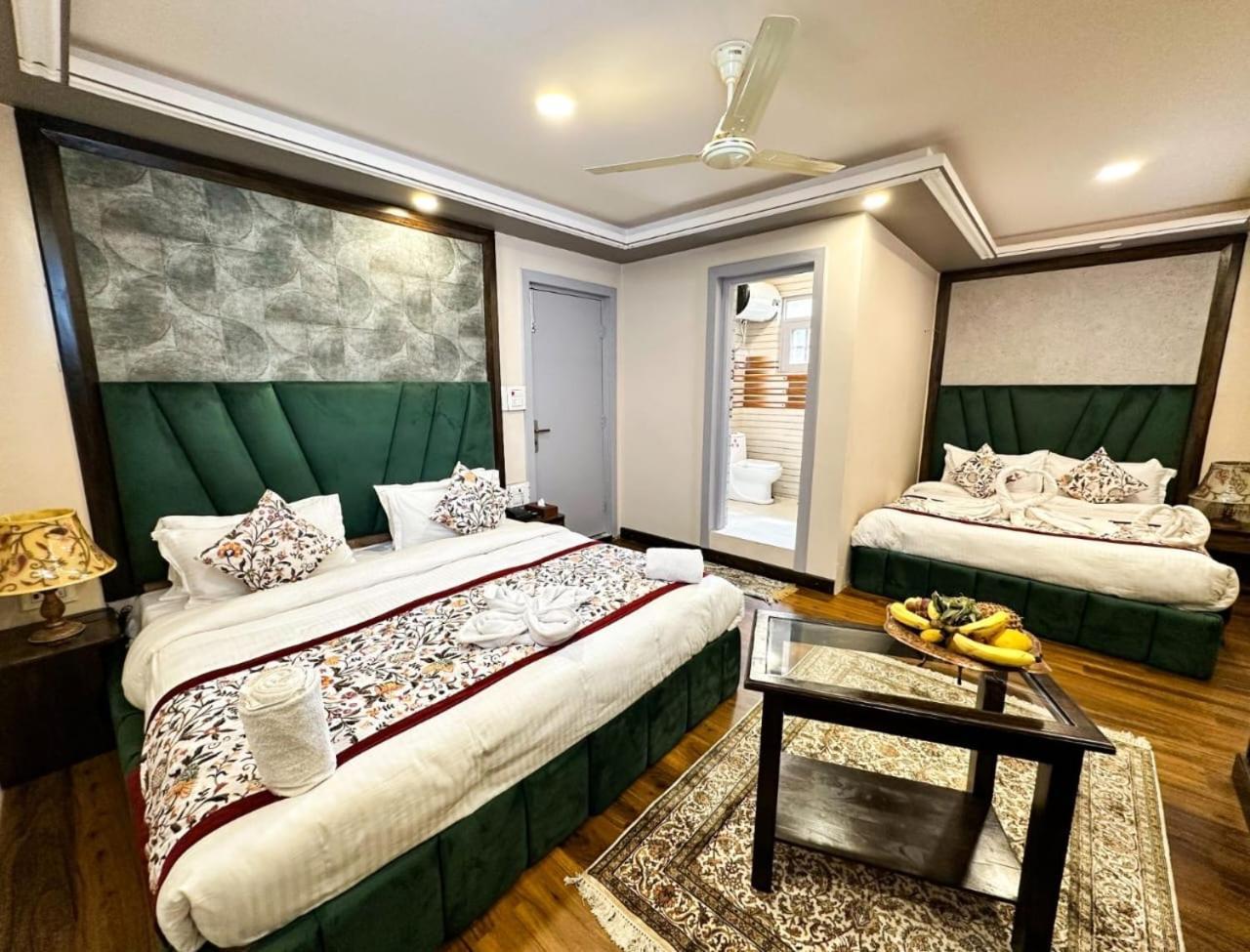 Srinagar Group Of Hotels ภายนอก รูปภาพ