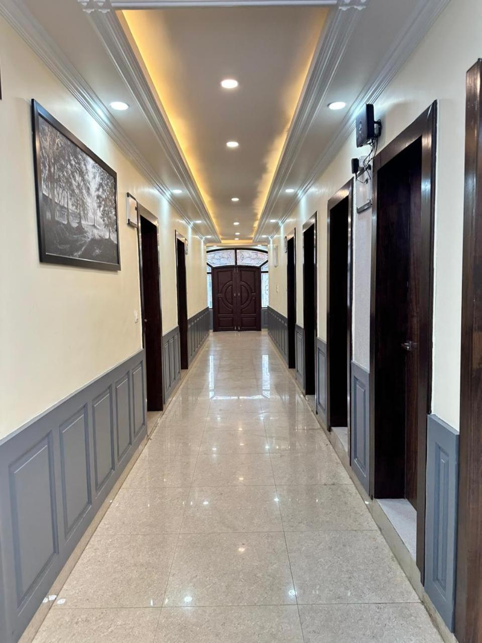 Srinagar Group Of Hotels ภายนอก รูปภาพ